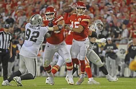 Chiefs get DT Neil Farrell Jr from division-rival Raiders for draft pick, AP source says