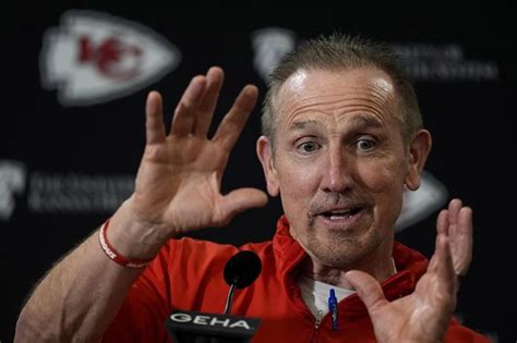 2024 Chiefs sign defensive coordinator Steve Spagnuolo to extension {edjqc}