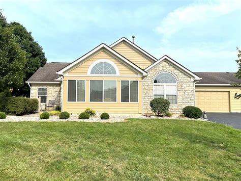 Chillicothe ohio homes for sale. 4 beds 1 bath 1,163 sq ft 9,919 sq ft (lot) 197 Maplewood Dr, Chillicothe, OH 45601. Chillicothe, OH home for sale. Enjoy low maintenance living in Governor's Place. Main level offers wood flooring, eat-in kitchen, formal dining and living areas, half bath. 