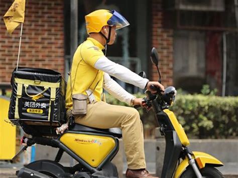 Yet food delivery in China is also the most consolidated between the duopoly of Meituan and Ele’me. At the other extreme, Singapore has one of the smallest markets in the region (total revenue being US$399 million in 2020), but the tiny island has more than 10 platforms competing fiercely with each other, .... 