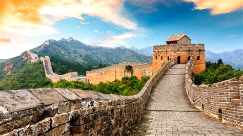 9 Quick Facts about Great Wall Construction. 1. The Great Wall is more than 2,300 years old (9+ dynasties' worth).. 2. The official length is 21,196.18 km (13,170.7 mi), half the equator!But, nearly 1/3 of the Great Wall has disappeared without a trace.. 3. The typical height of the Great Wall is 5–8 meters (16–26 feet), around three to five times the height …. 