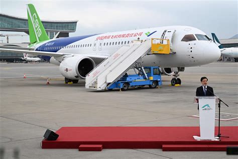 China-made C919, ARJ21 passenger jets on display in Hong Kong