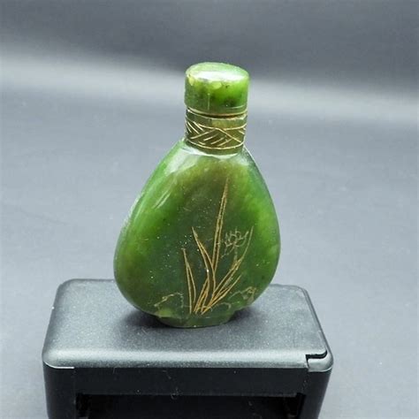 Chinese Jade Snuff Bottle - Etsy