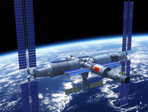 Chinese cosmonauts start return to planet after collision with orbital debris