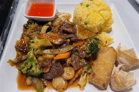 Chinese food fargo. King's Wok III. Open Now. 192 S US Hwy 17 92, Longwood, FL 32750. (407) 834-7878. Takeout. Delivery. 