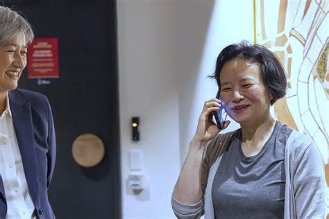Chinese-born journalist thanks Australia for her freedom after 3 years in detention for spying
