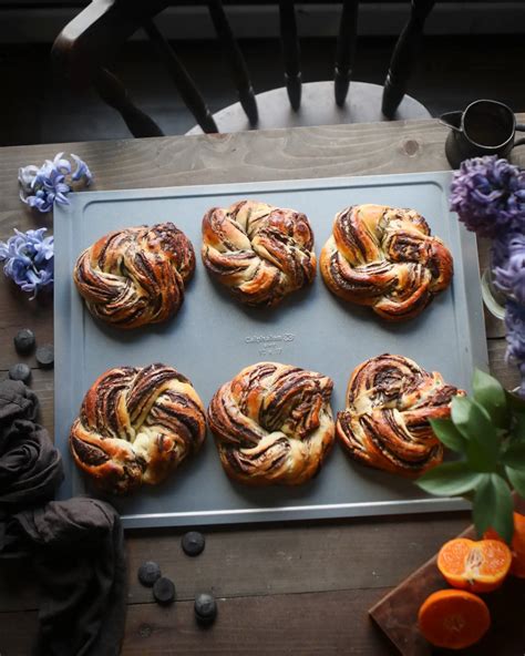 Chocolate Babka Rolls - It