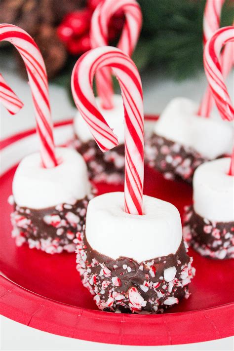 Chocolate Dipped Peppermint Marshmallows