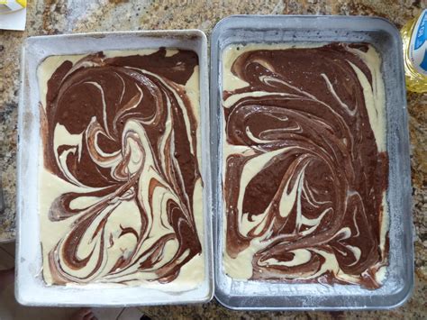 Chocolate Vanilla Swirl Cake : 5 Steps - Instructables