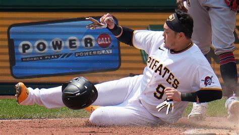 Choi, Triolo spark comeback from 4-run deficit, Pirates top Guardians 7-5 to stop 5-game skid