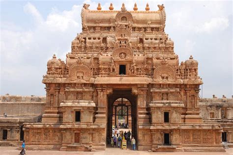 Chola Architecture- Vijayalaya Temple, Brihadeshwara …