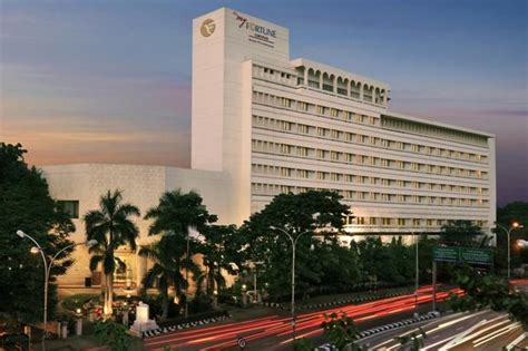 Chola Sheraton - Welcomhotel by ITC Hotels, Cathedral Road, Chennai