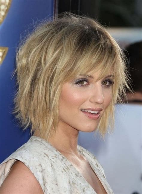 Choppy short layered hair. Popular, choppy bob haircuts are ideal for thick and fine hair. Your hairdresser can use razor or shear-cutting techniques to add texture around the outer edges. Deeply textured styles can create hidden layers, adding depth but keeping most of the hair length intact. Enhance the style with a golden blonde color for greater visual depth. 