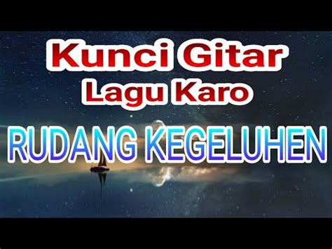 Membuat patung kura