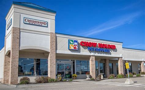 Chow Hound Pet Supplies in Jenison, MI - (616) 719-4421