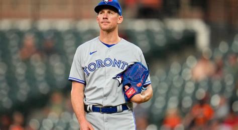 Chris Bassitt announces ‘Bassitts Pitch In’ in support of Jays Care Foundation