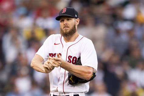 Chris Sale retires 1st 14 batters in return from injury, Red Sox beat Tigers 5-2