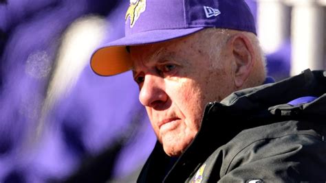 Chris Tomasson: Legendary Vikings coach Bud Grant was humble, honest and not that impressed by celebrity