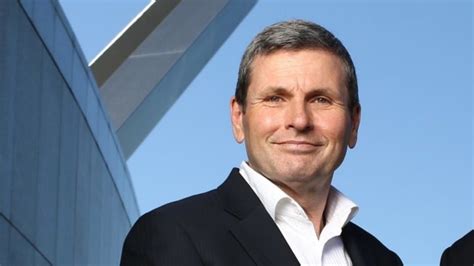 Chris Uhlmann - Wikipedia