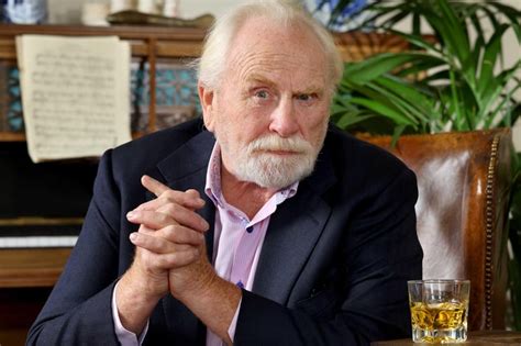 Chris Was born in Clydebank,