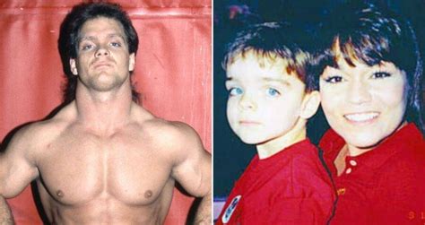 Professional wrestling superstar Chris Benoit killed his wife and 7-year-old son before hanging himself from his weight machine, authorities said on Tuesday.. 