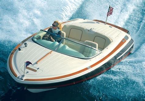 Chris craft speedster 20.  #everythingboats 2007 Chris-Craft 20 Speedster Volvo Penta 4.  Trup je ...
