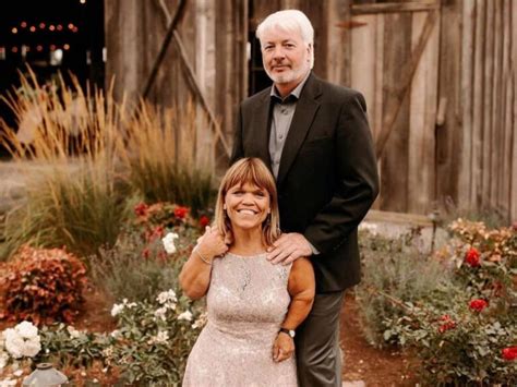 Chris marek. Oct 21, 2021 · Amy Roloff's new home with new husband Chris Marek has some impressive amenities from a waterfall pond to a spacious kitchen and more. by Produced by Digital Editors Published on October 21, 2021 