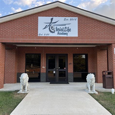 Christ Life Academy partners with parents to educate children academically, physically, spiritually, and socially. ... Lawrenceburg, TN 38464 US 1-(931)-762-4008 .... 