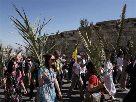 Christian faithful mark Palm Sunday in Jerusalem