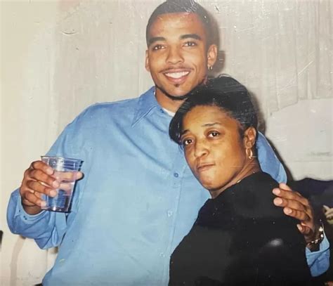 There is no information about his parent but his father was an African-American and the mother American French. Christian Keyes is single with a son. He is …. 