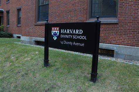 Christianity in Qatar Religion and Public Life at Harvard Divinity School