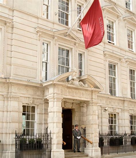 Christie’s London will host its 20th/21st Century Evening Sale on 28 February 2023, featuring major works by some of period’s most significant artists. Leading highlights offer contrasting visions of the female form, including Pablo Picasso’s Femme dans un rocking-chair (Jacqueline) and two masterpieces by Georg Baselitz from the Hess Art Collection.. 