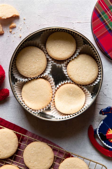 Christmas Butter Cookies (Tin Can Danish Cookies) - Modern …