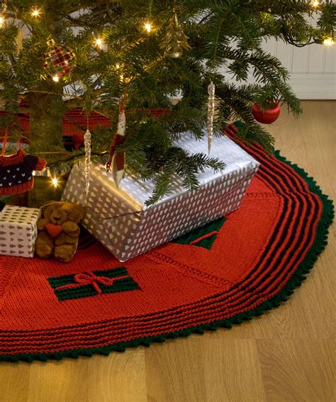 Christmas Tree Skirt Knitting Pattern CHRISMASTUR
