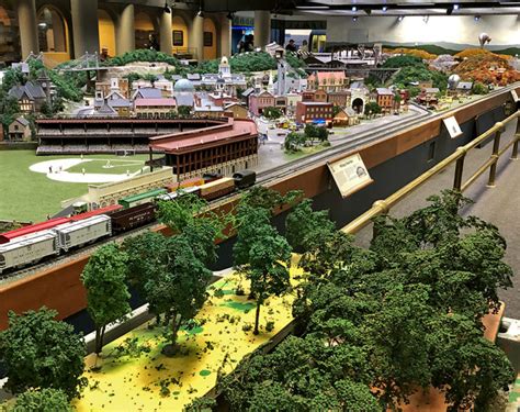 Christmas at Buhl Planetarium and its Miniature Railroad