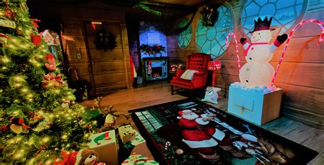 Christmas escape room near me. Nov 8, 2022 · All Christmas escape rooms: Are family-friendly (everyone age six and up must pay) Run active play for 60 minutes. Fill up fast; reservations are typically required (w eekdays generally are not as busy as weekends) Fit 4 - 10 people (Or we can add a few more if you call us or let us know when you first arrive) Cost $32 per person (2022 season ... 