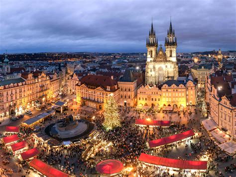 Christmas markets in europe. Christmas markets in Europe typically open in mid-November and run through December, with some markets staying open until early January. The … 