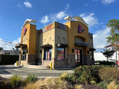 Christmas party at California Taco Bell turned into night of debauchery in 2022, lawsuit claims