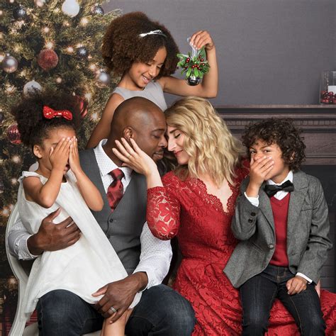 Season’s greetings from JCPenney Portraits! Follow mom of three Jasmine as she prepares her family for their holiday photography session and creates lasting memories during their studio visit.. 