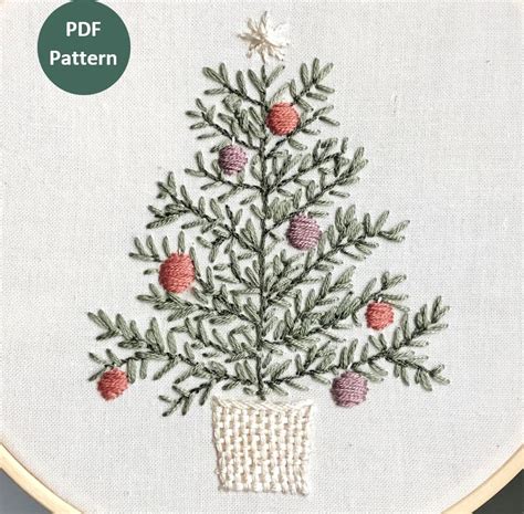 Christmas tree embroidery pattern free.  These Free Christmas Embroidery Designs a...