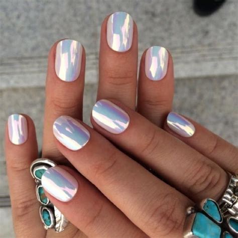 Chroma nails. Keep scrolling for 9 of our favourite winter chrome nail looks, and the products you need to recreate them at home. 1. Caramel chrome. This cosy caramel shade is made for a winter chrome mani. 2 ... 