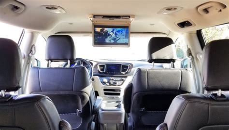 Nov 9, 2016 ... The Pacifica is the first Chrysler vehicle to get their new rear seat entertainment software. In addition to the usual DVD player and HDMI .... 