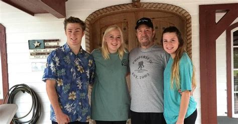 Chuck Norris’ twin grandchildren both won state …