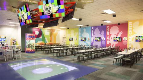 This is a tour of Chuck E Cheese in Victorville, California 