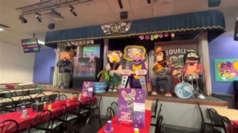 Chuck e cheese tinley park. May 5, 2023 · This is the 2 stage at the Chuck E Cheese’s in Tinley Park IL. It’s a nice stage and is in good condition. It was formerly a Rocker stage which was eventuall... 