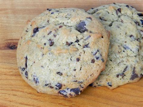 Chunky Monkey Cookies - Cooking with Curls