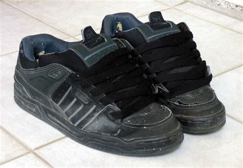 Chunky skate shoes. Rare Y2K VTG DC Shoe Co Command DGT Fat Chunky Skate Shoes Black Mens Size 7 NEW. Opens in a new window or tab. Pre-Owned · DC. $149.95. or Best Offer +$12.00 shipping. 22 watchers. Sponsored. DC Shoes AT-2, Aerotech, Vintage, Pink Green, Blue, Orange, Men's size 13, NEW. Opens in a new window or tab. Brand New · DC. 