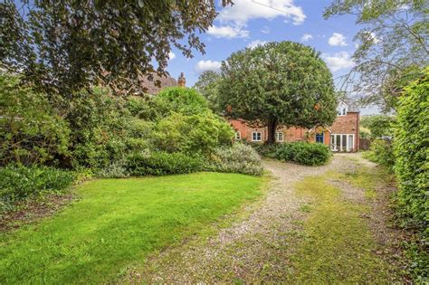 Church Street, Pewsey, SN9 4 bed detached house for sale