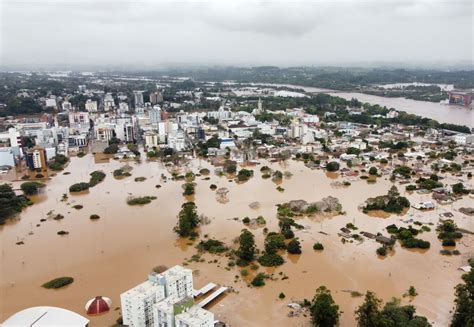 Ciclón en Brasil deja al menos 21 muertos tras azotar la región Rio Grande do Sul, dice gobernador