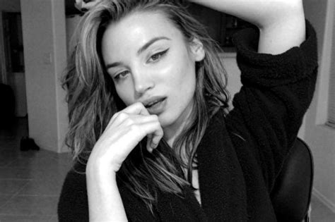 Cinabelle
